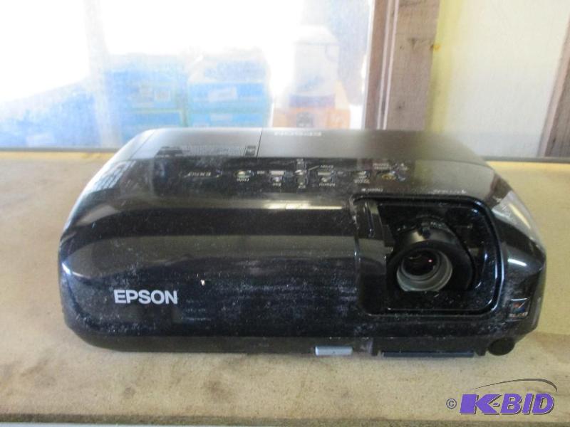 Epson projector, no cord...