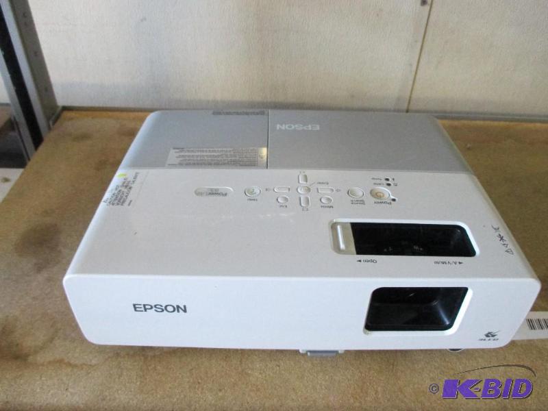 Epson projector, no cord...