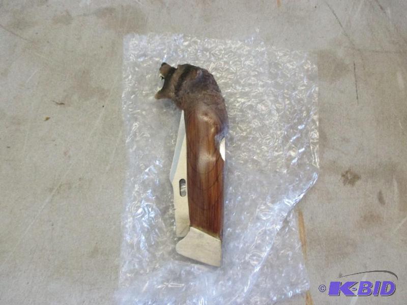 Bear knife...