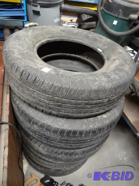 lot 24 image: Good year P26570R17 tires. 1 tire is down to...