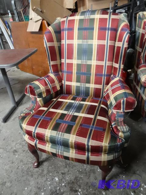 lot 45 image: Highland house cushioned wood framed side cha...