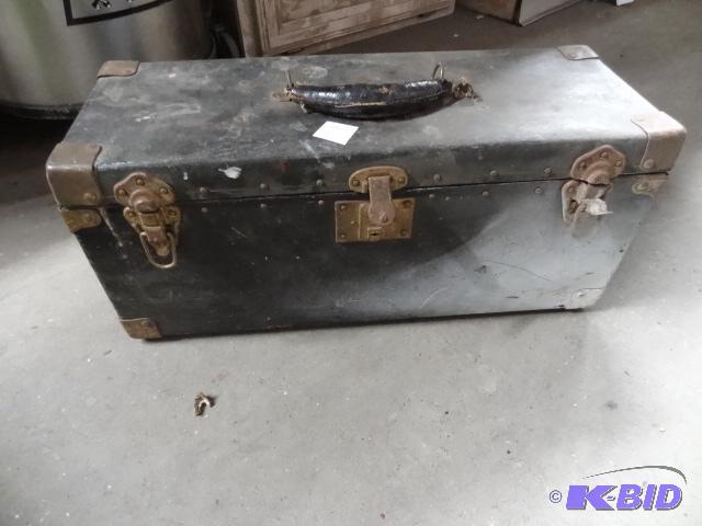lot 65 image: Tool box with misc hand planes and files...