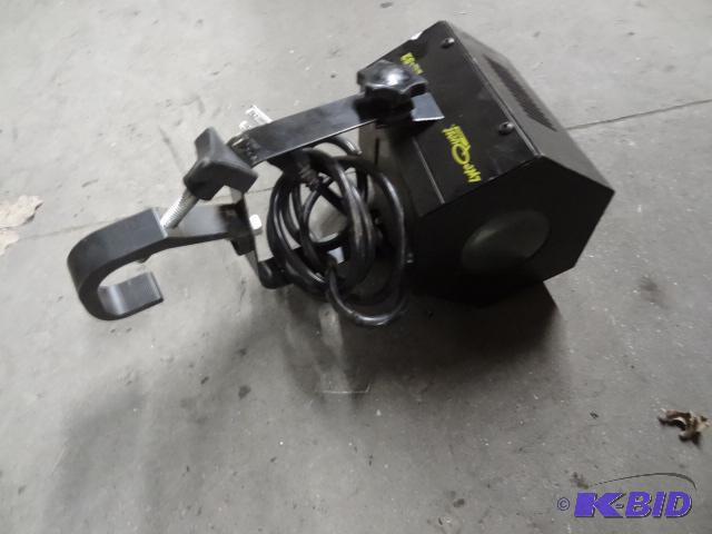 lot 68 image: Lyte quest pro model LQ-52 DJ light...
