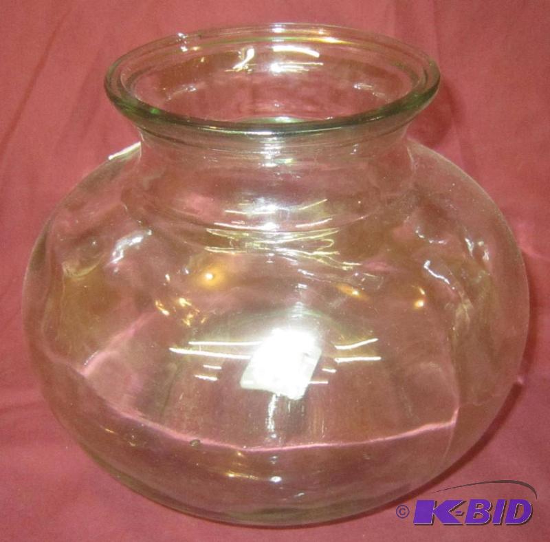 Clear Glass Vase - 7 High x 6 Diameter
