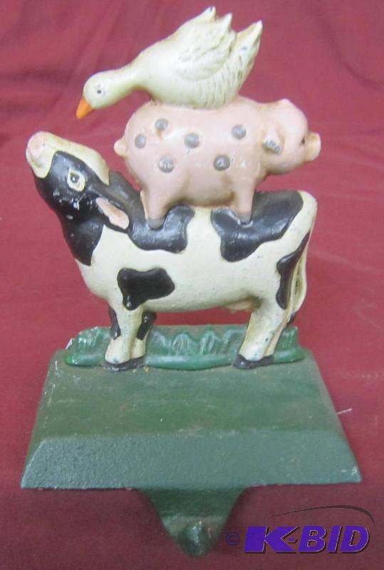 Collectible Stacking Animal Stocking Holder Midweest of Cannon Falls