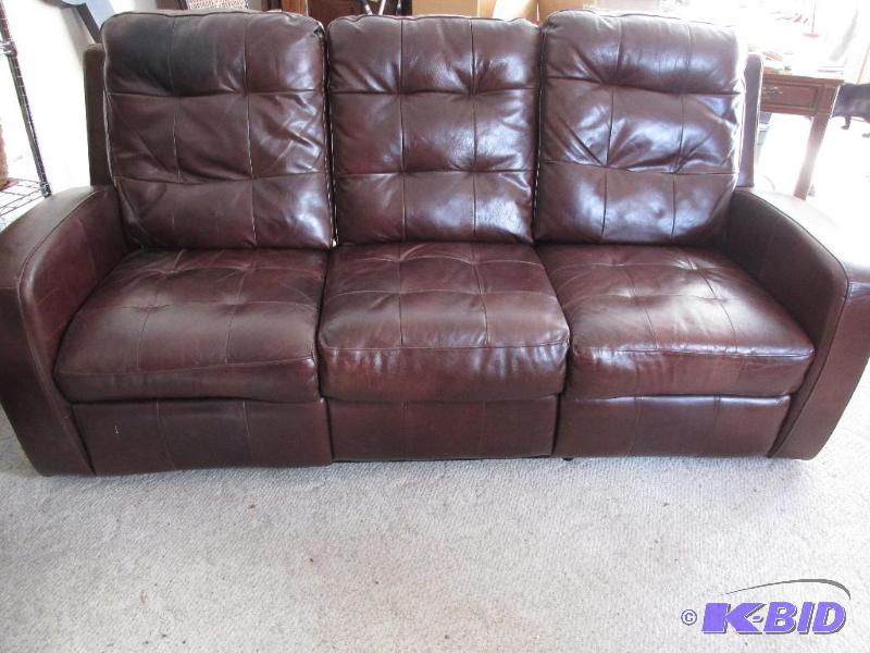 lot 1 image: Leather Reclining Couch