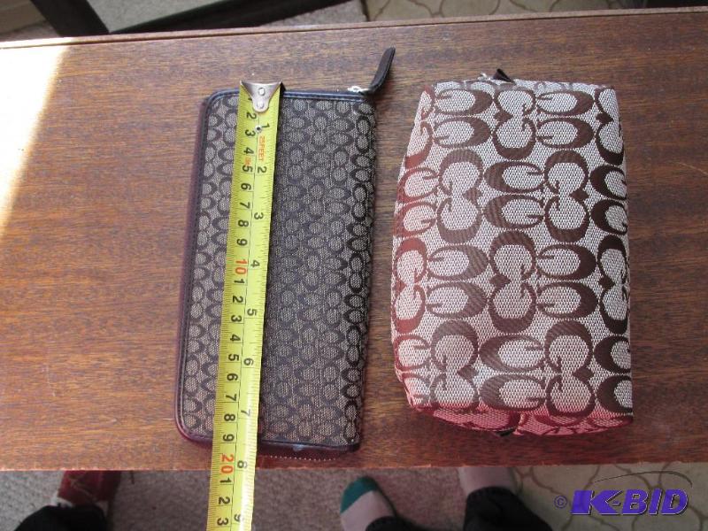 lot 10 image: Wallet and Make-up Bag - both Coach Knock-Offs