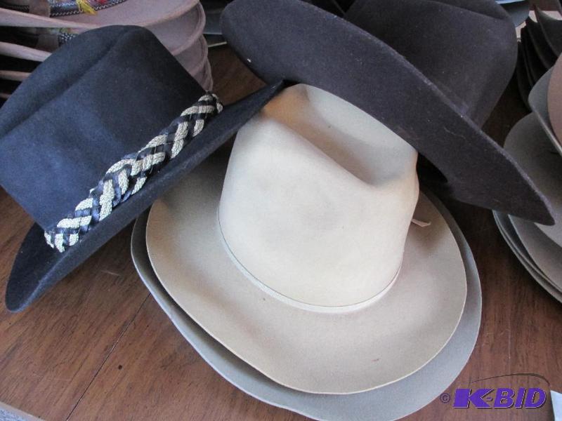 lot 134 image: 4 Western Hats  - size 7 38