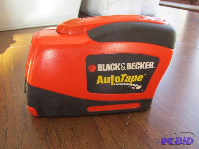 lot 142 image: Black and Decker AutoTape