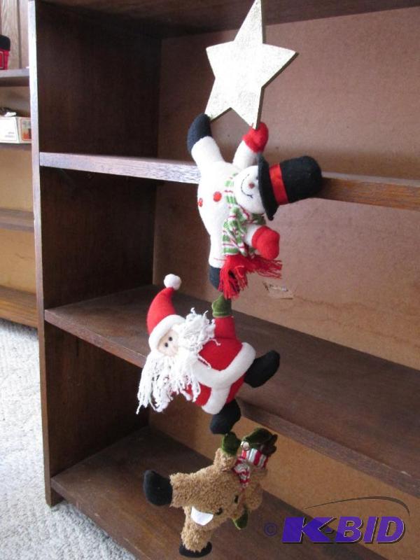 lot 16 image: Great Holiday Kitchen Helpers