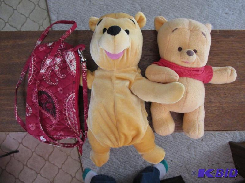 lot 17 image: Nice Little Vera Bradley Purse and 2 Friends