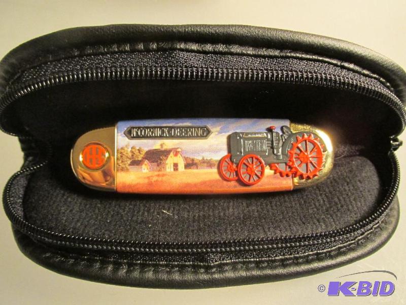 lot 211 image: Franklin Mint - McCormick Deering Tractor - VERY NICE