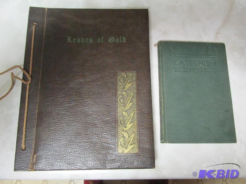 lot 251 image: Antique - Leaves of Gold - 1948 -- Antique - Lutheran Catechism 1939