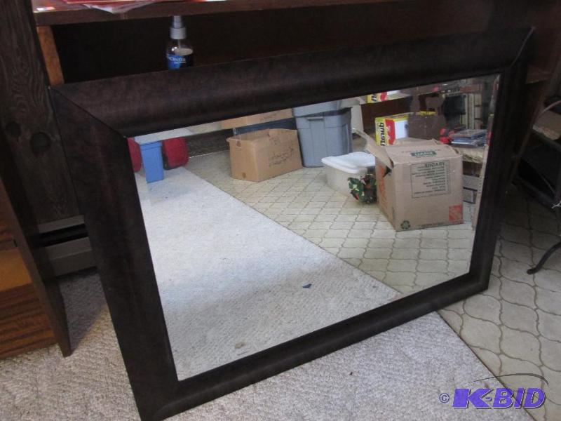 lot 26 image: Gorgeous Beveled Glass Mirror