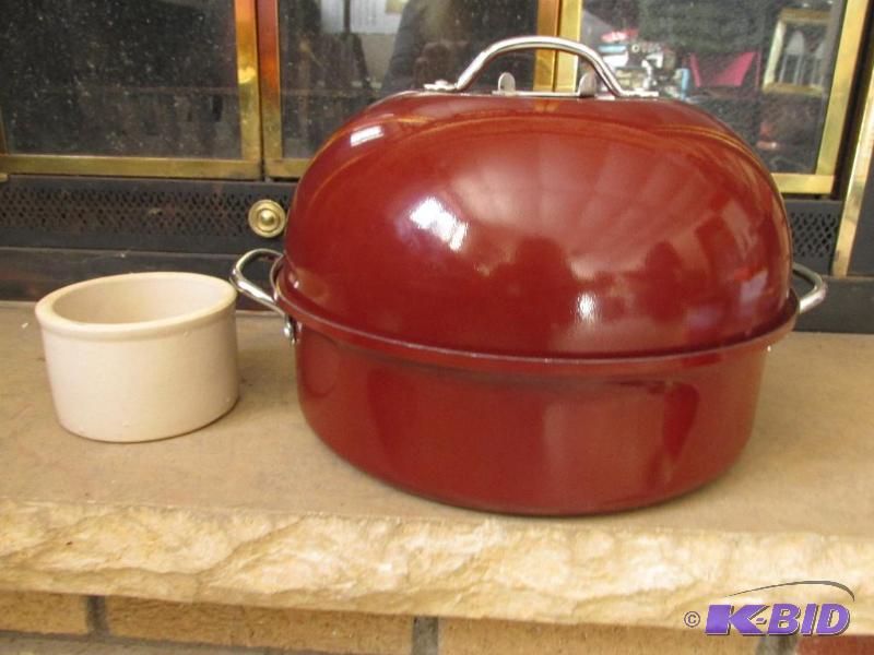 lot 50 image: HOME TOWN - MADE - NORDIC WARE  -- Stovetop Kettle SMOKER