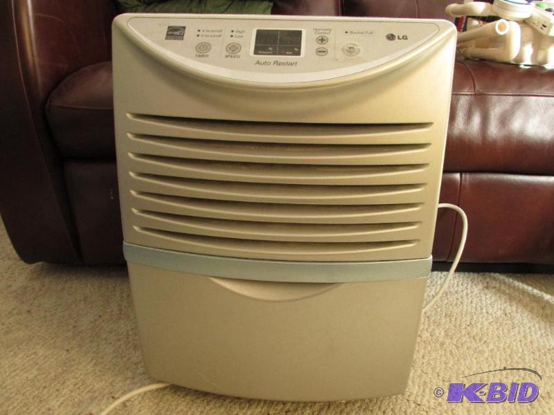 lot 78 image: Dehumidifire - humidity control