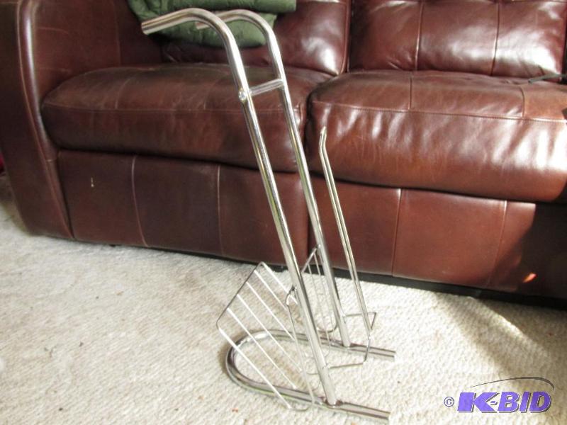 lot 80 image: Toilet Paper Holder and Magazine Rack