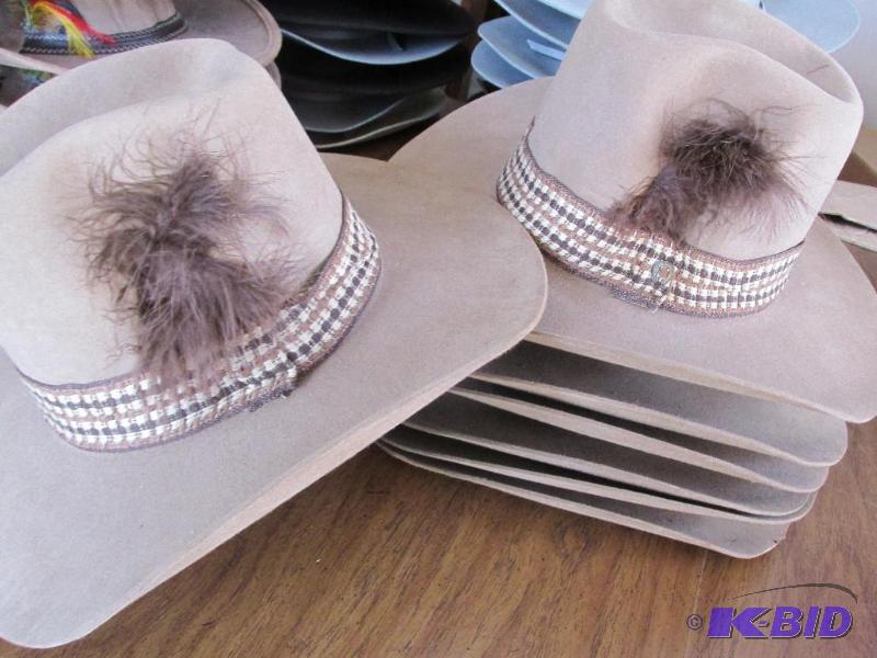 lot 89 image: 7 Western Hats by Stuart Brant - 7 18