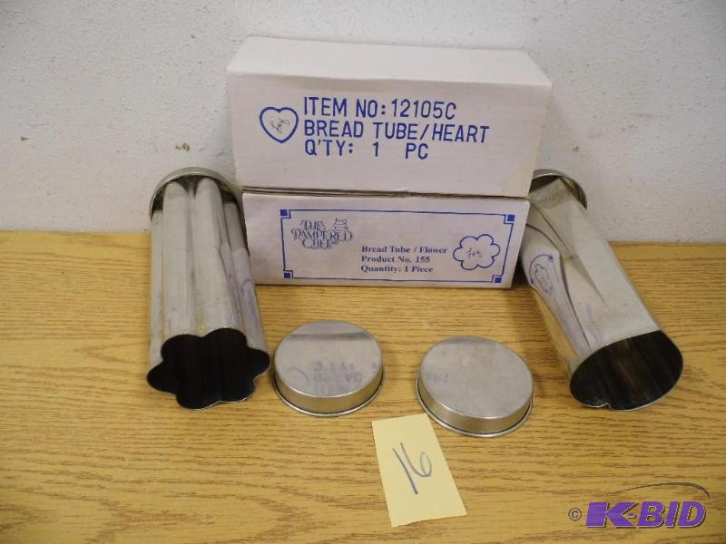 lot 16 image: Pampered Chef Bread Tubes