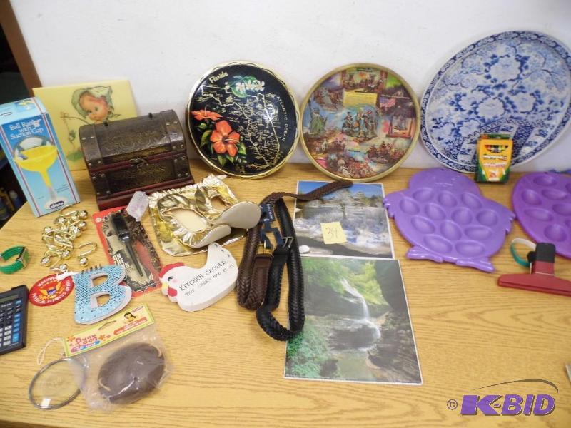lot 34 image: Household Misc