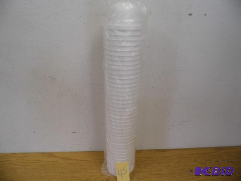 lot 45 image: 800 Count Winn Cups