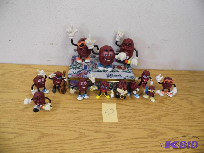 lot 53 image: California Raisins