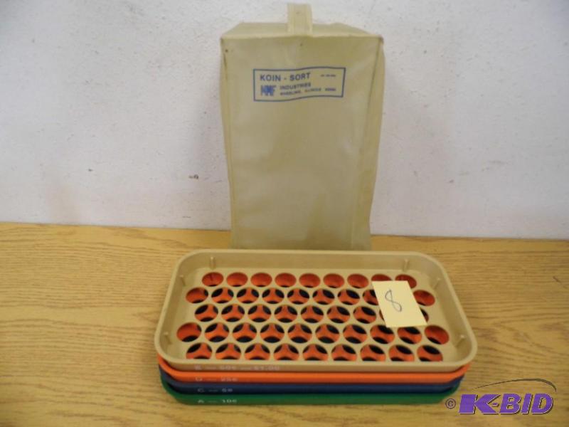 lot 8 image: Koin Sort Coin Sorting Trays