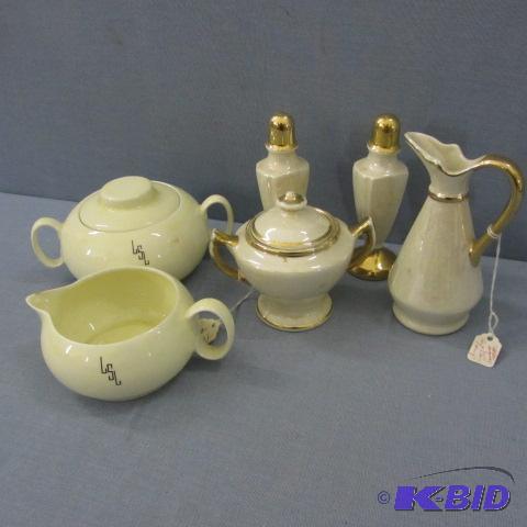 lot 11 image: Cream And Sugars