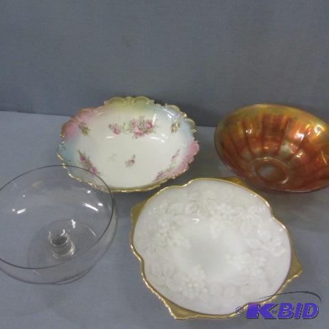 lot 111 image: Carnival, Milk Glass