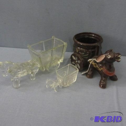 lot 143 image: Vintage Candy Containers