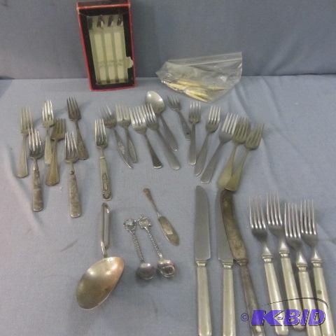 lot 187 image: Vintage Kitchen, Tableware