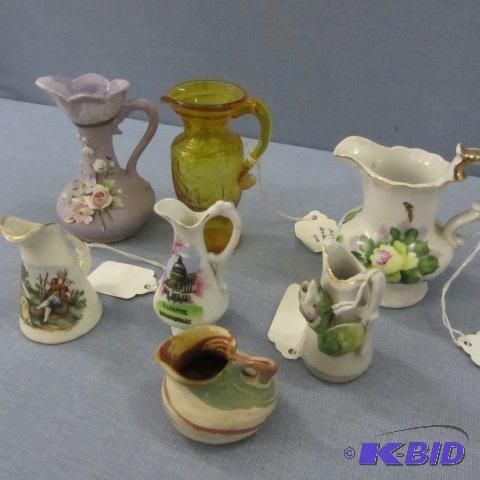 lot 20 image: Pitchers