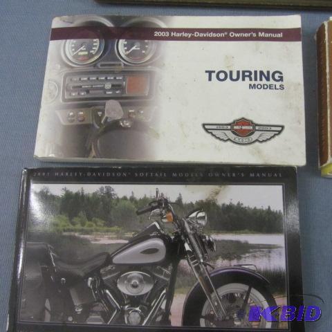 lot 267 image: Harley Davidson, Auto Books