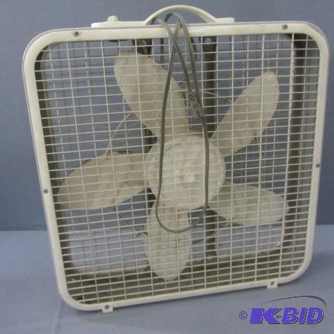 lot 281 image: Box Fan