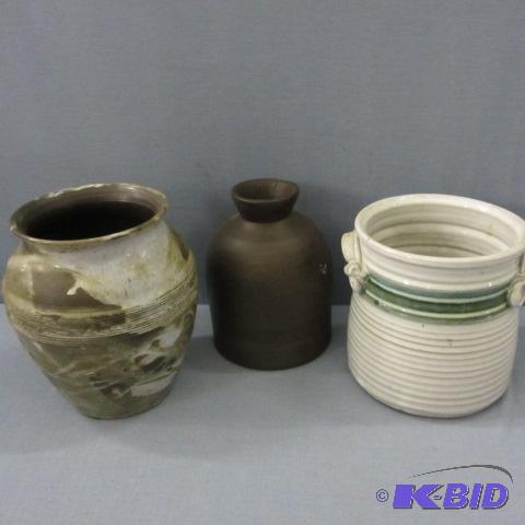 lot 40 image: Flower Pots, Snuff Jar