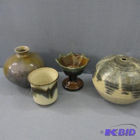 lot 42 image: Lamp Pot, Planters