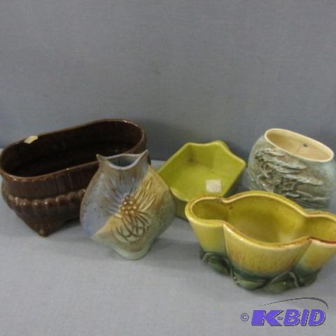 lot 47 image: Pottery Planters