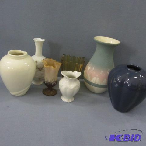 lot 59 image: Vases