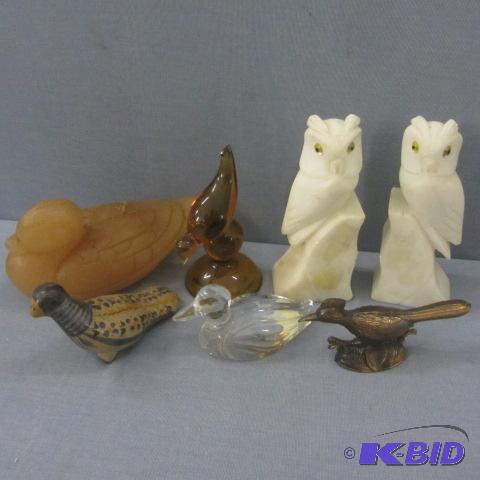 lot 80 image: Bird Figurines