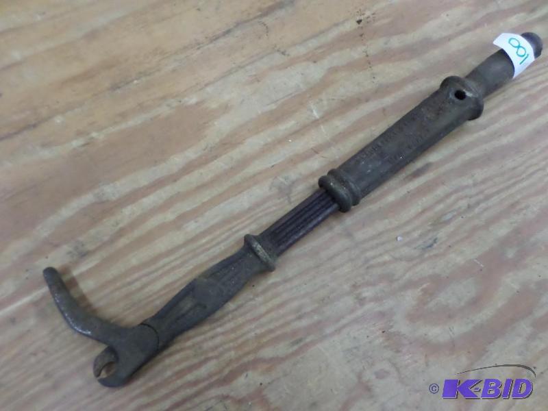 lot 100 image: Vintage Cast Iron Slide-Hammer...