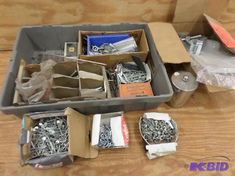 lot 102 image: Large Lot Of Misc Nails, Hardware, Etc...