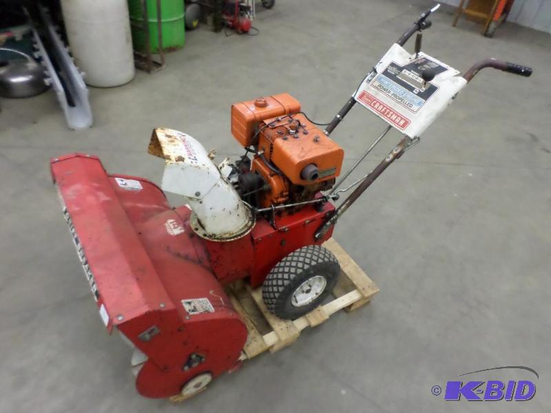 lot 13 image: Craftsman DriftBreaker Two-Stage 6HP Snowblow...