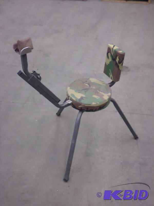 lot 140 image: Adjustable Tri-Pod Shooting Bench...