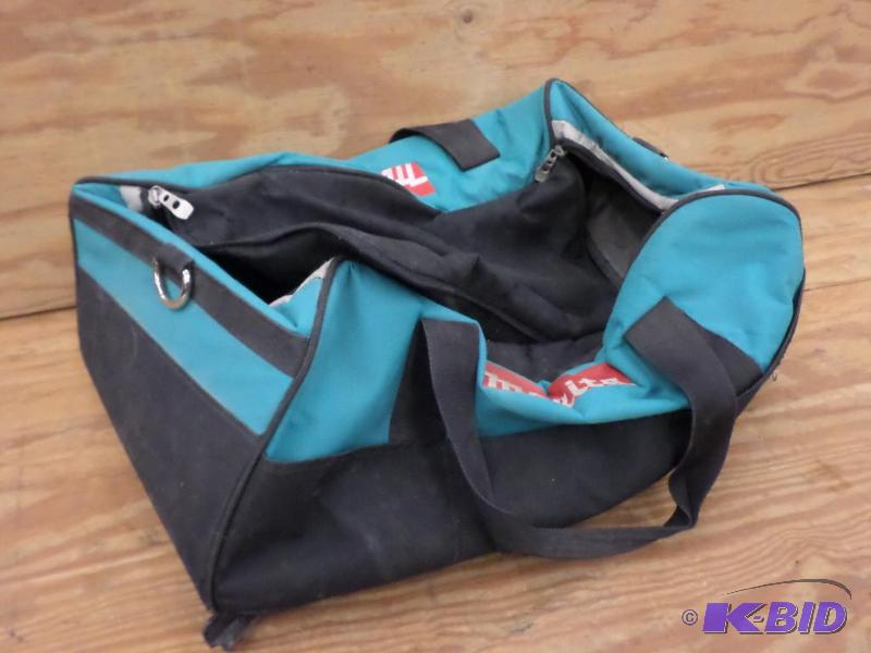lot 62 image: Large Makita Tool Bag...