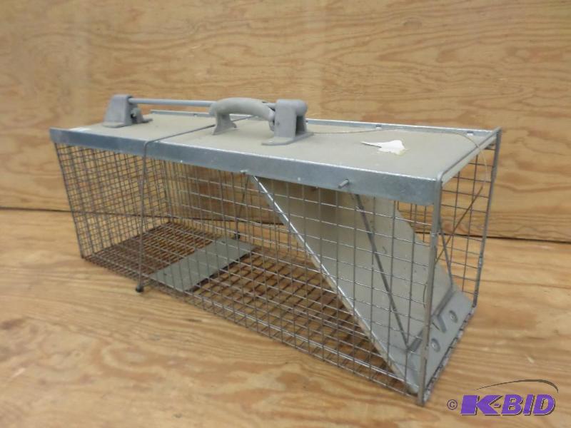 lot 76 image: Large Size Hav-A-Hart Live Trap...