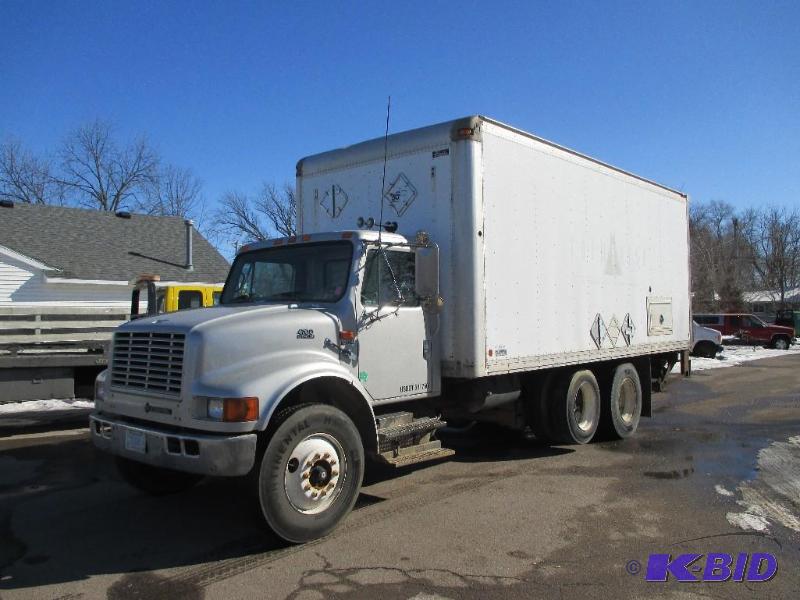 Year 1998 Make International Model 4700 Ve...