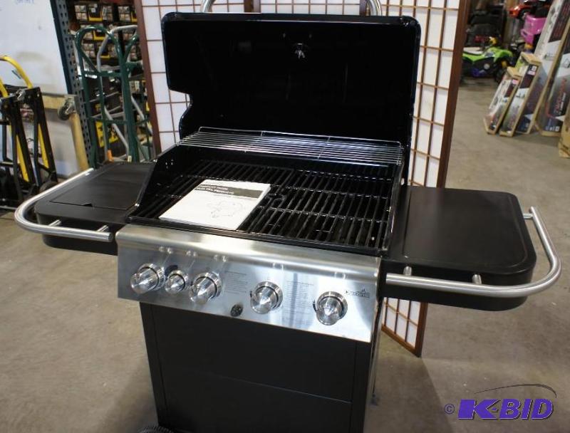 Char Broil Classic Gas Grill Model 46321151 Grills 171 K BID