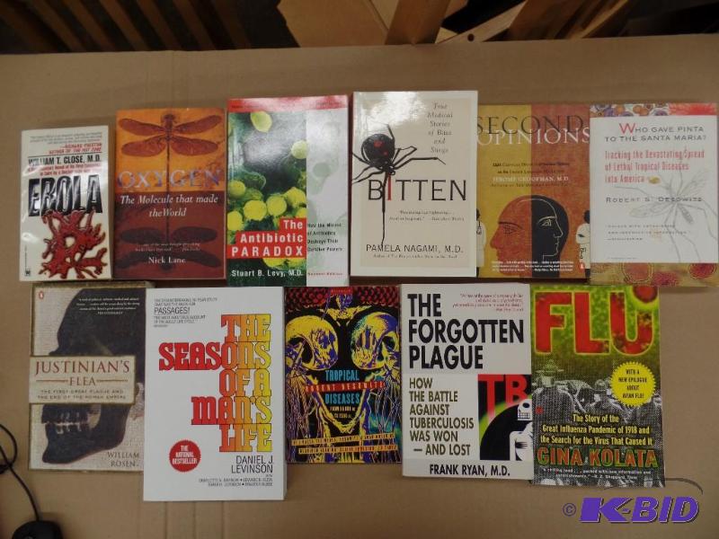 lot 3 image: Science Books