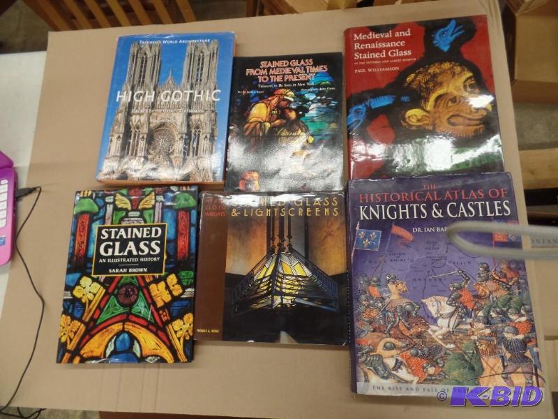 lot 38 image: Architecture Books