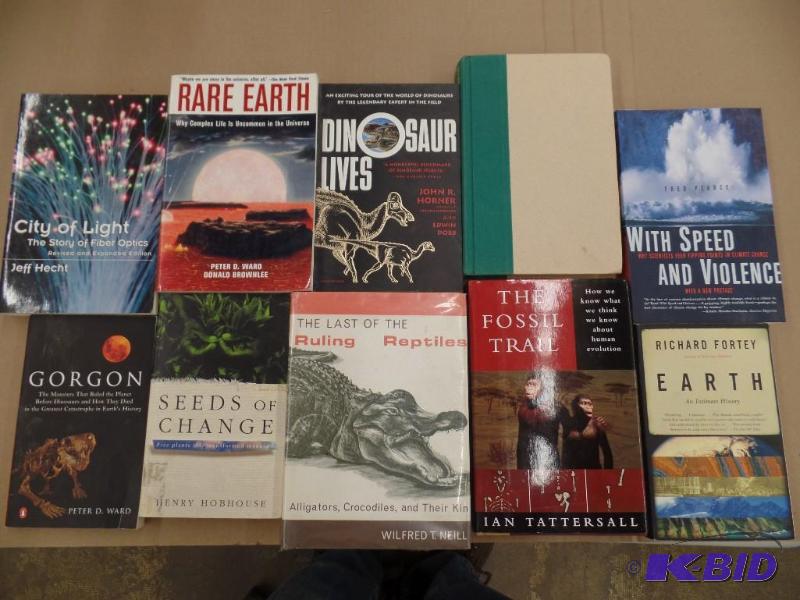 lot 53 image: Science Books